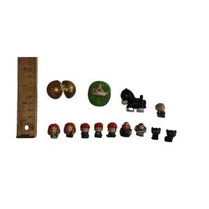 RARE Squinkies Disney Pixar Brave Merida Princess Toys r us 2012 Exclusive ++